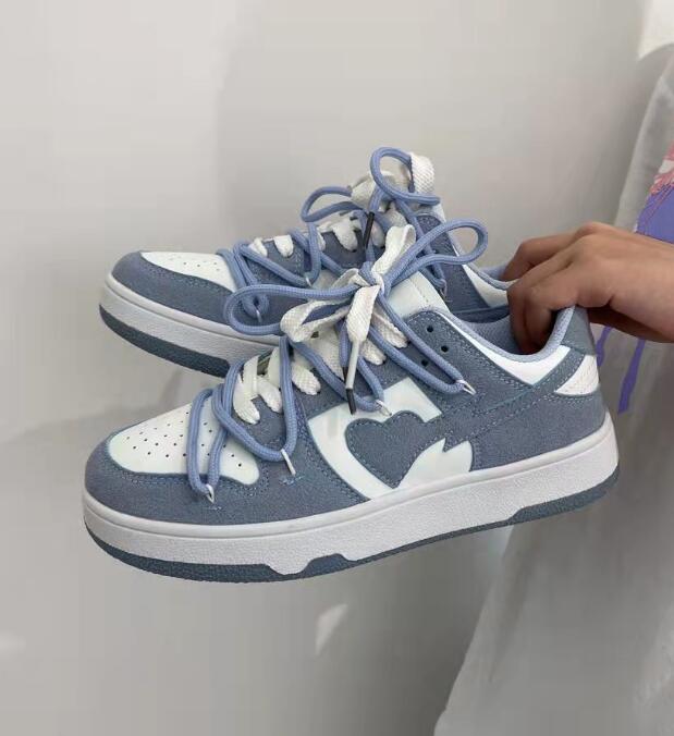 Product Image for Heidi-Mode - Bequeme Fashion Sneaker für Damen, Weiß Blau / 39