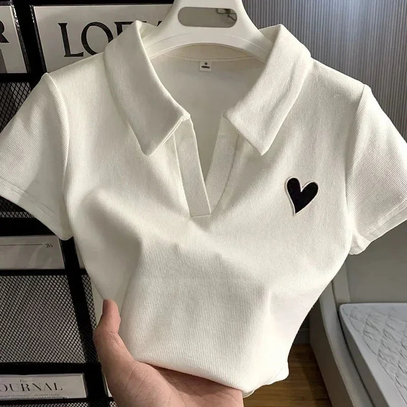 Product Image for Heidi-Mode | Loves Stickerei T-Shirt Polo Kragen Orthoshoulder Slim Hotsweet Damen Crop Top Koreanische Mode Hottie Einfach Lässig Großhandel, weiß / 