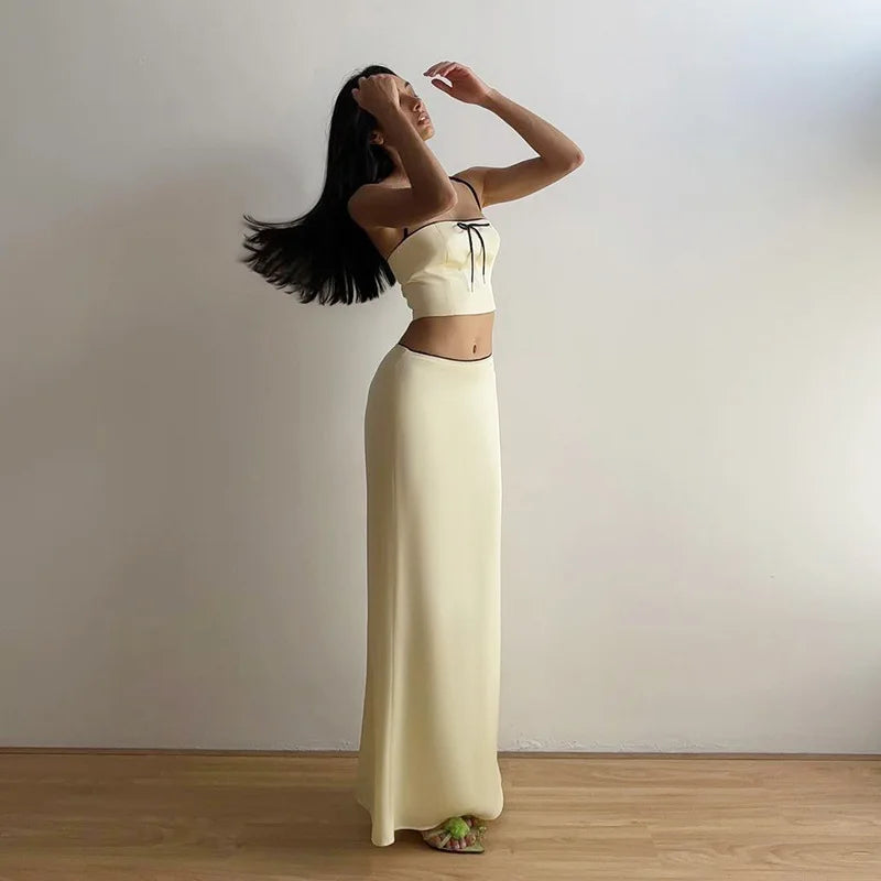 Product Image for Zweiteiliges Abendkleid in Elfenbein mit zarten Schleifendetails, Aprikose / S