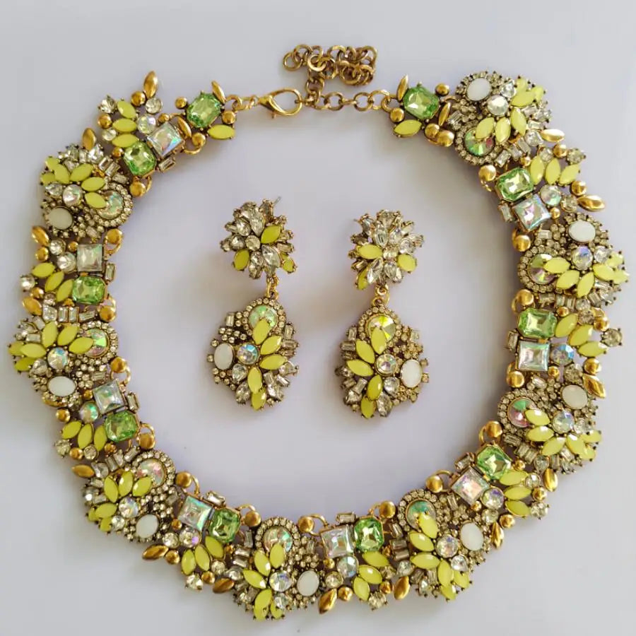 Product Image for Heidi-Mode | Neue Mode Grüne Kristall Strass Große Kragen Großes Choker Halskette Frauen Statement Indische Halskette Hochzeit Schmuck, wie gezeigt