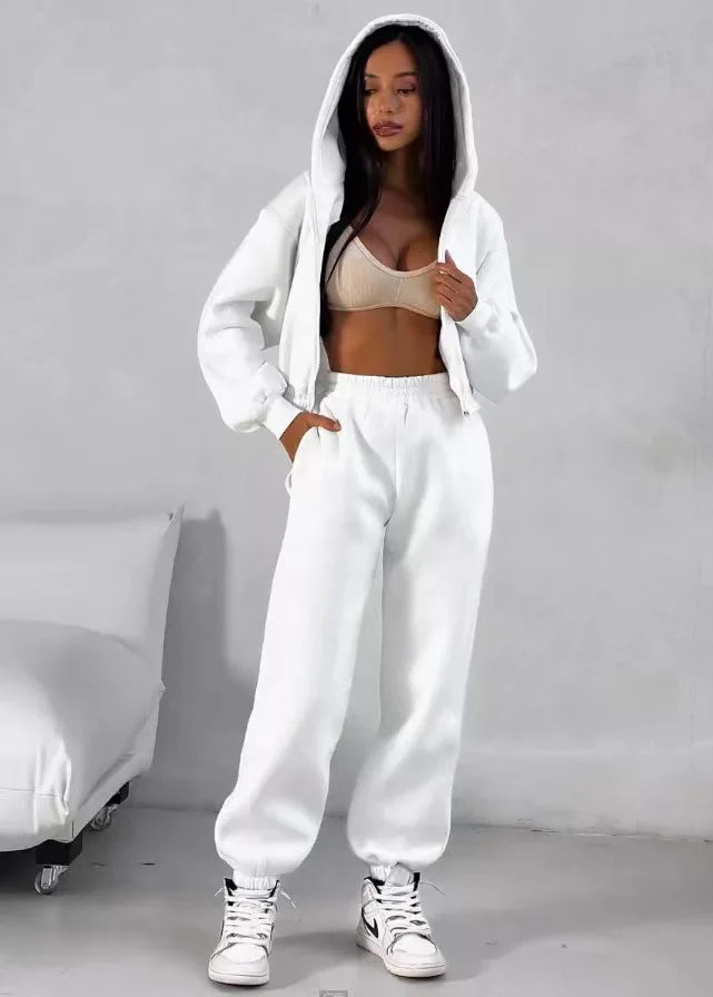 Product Image for Heidi-Mode | Bequemes Winter-Kapuzen-Sweatset mit Jogginghose für Damen, Schwarz / 2XL