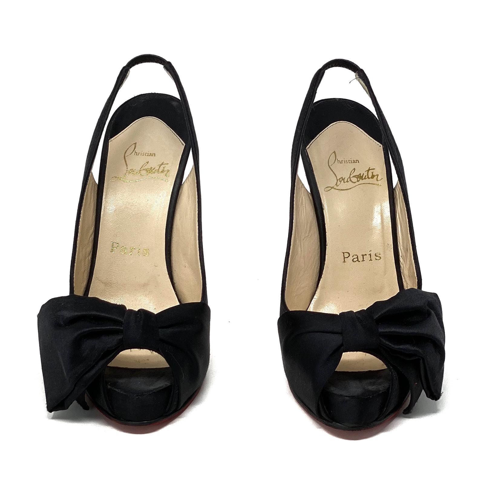 Christian Louboutin Black Patent Bianca Pumps 34.5 | Jadore Couture