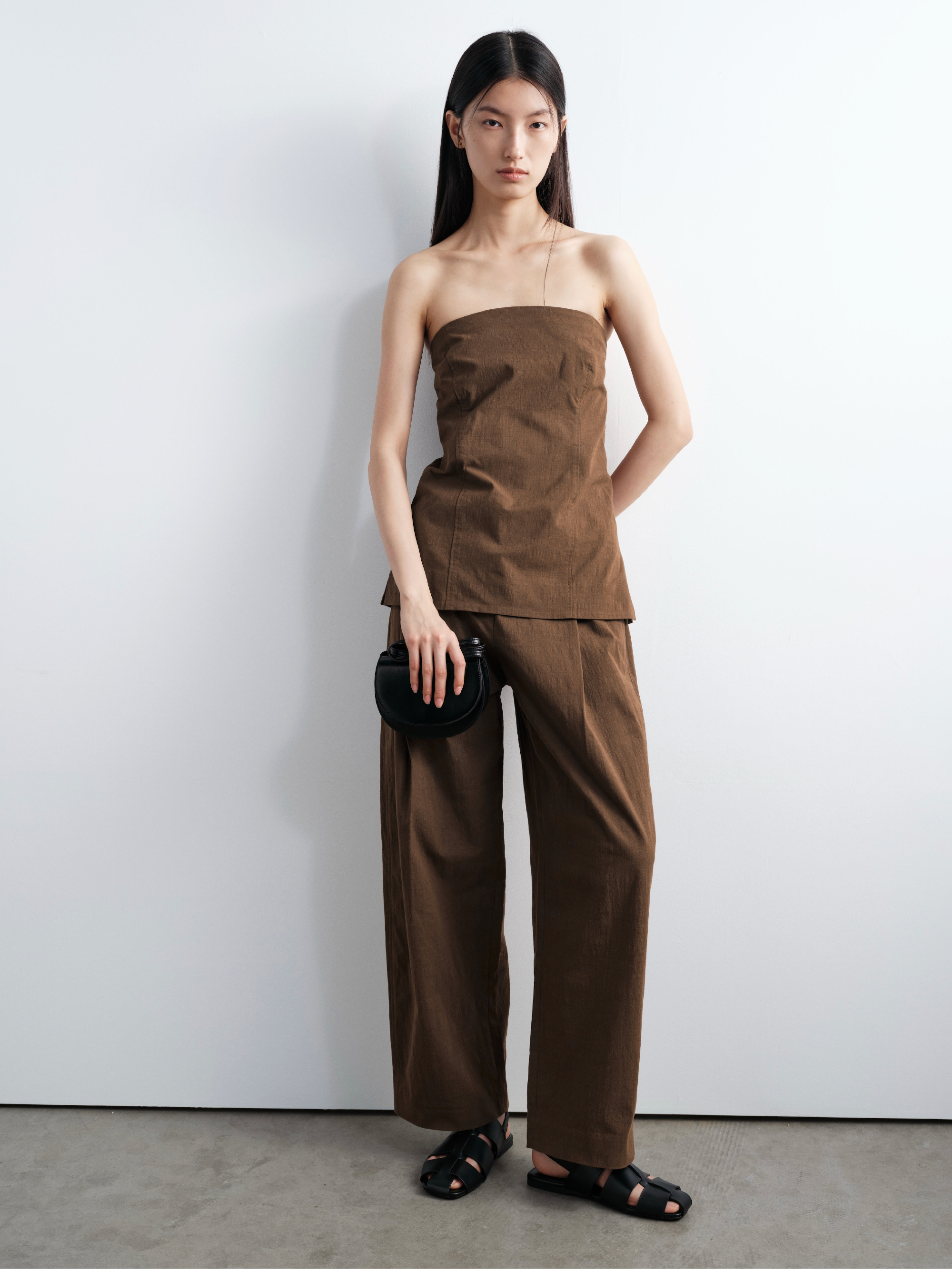 Structured pleated strapless top