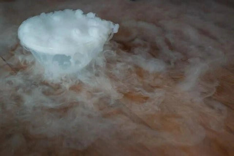 Cómo utilizar hielo seco para añadir niebla a tu sesión fotográfica
