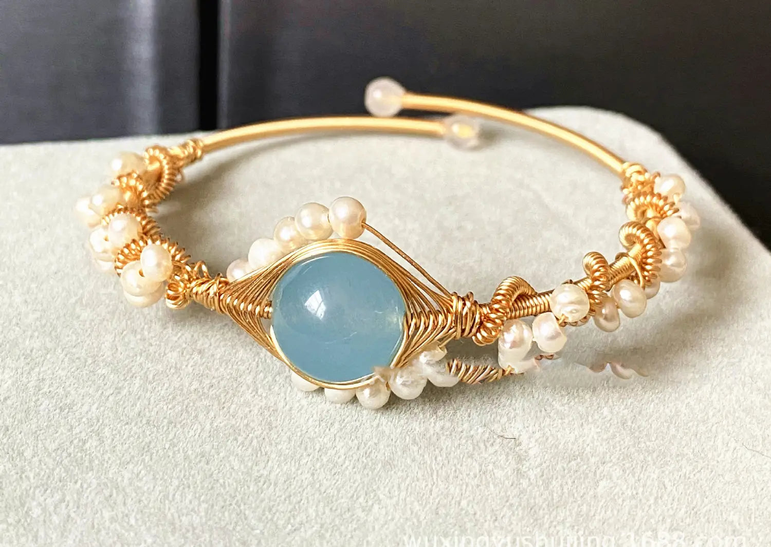 Gold-Wrapped Sapphire Pearl Bracelet