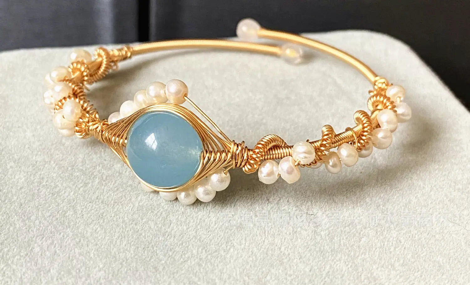 Gold-Wrapped Sapphire Pearl Bracelet