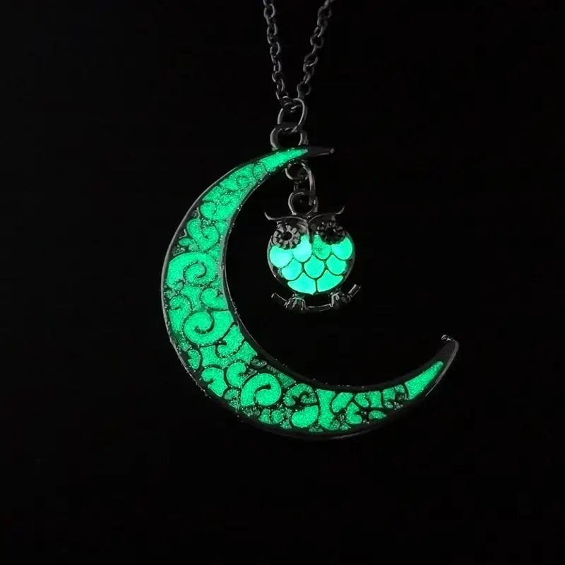 Glowing Silver Plated Pendant Necklace