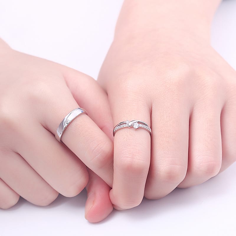 Couple’s Simple Ring