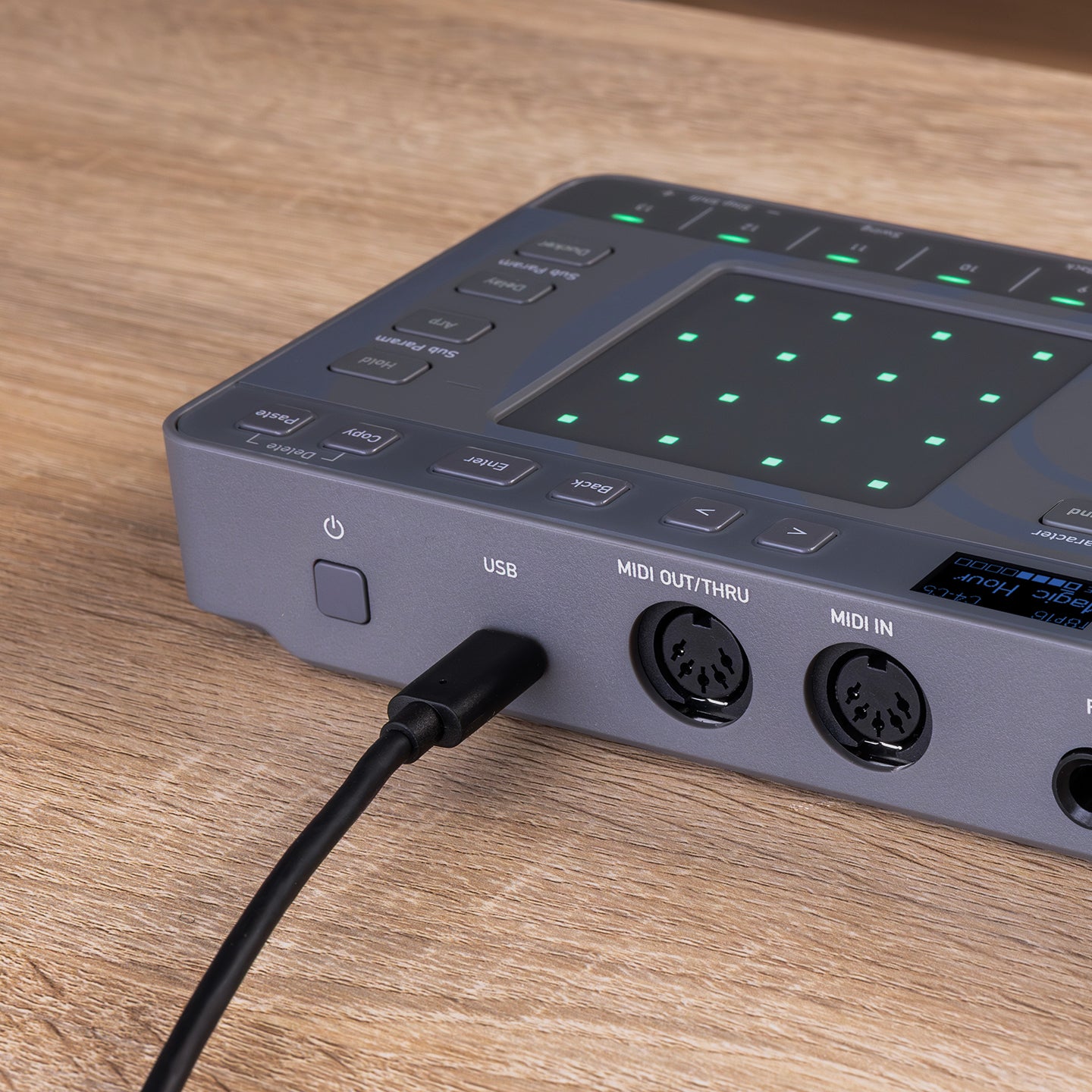 Chordcat_WEB_Key features_USB Type-C_1440x1440.jpg__PID:6212f3bc-6c5a-40db-a6d7-0cab3737bc03
