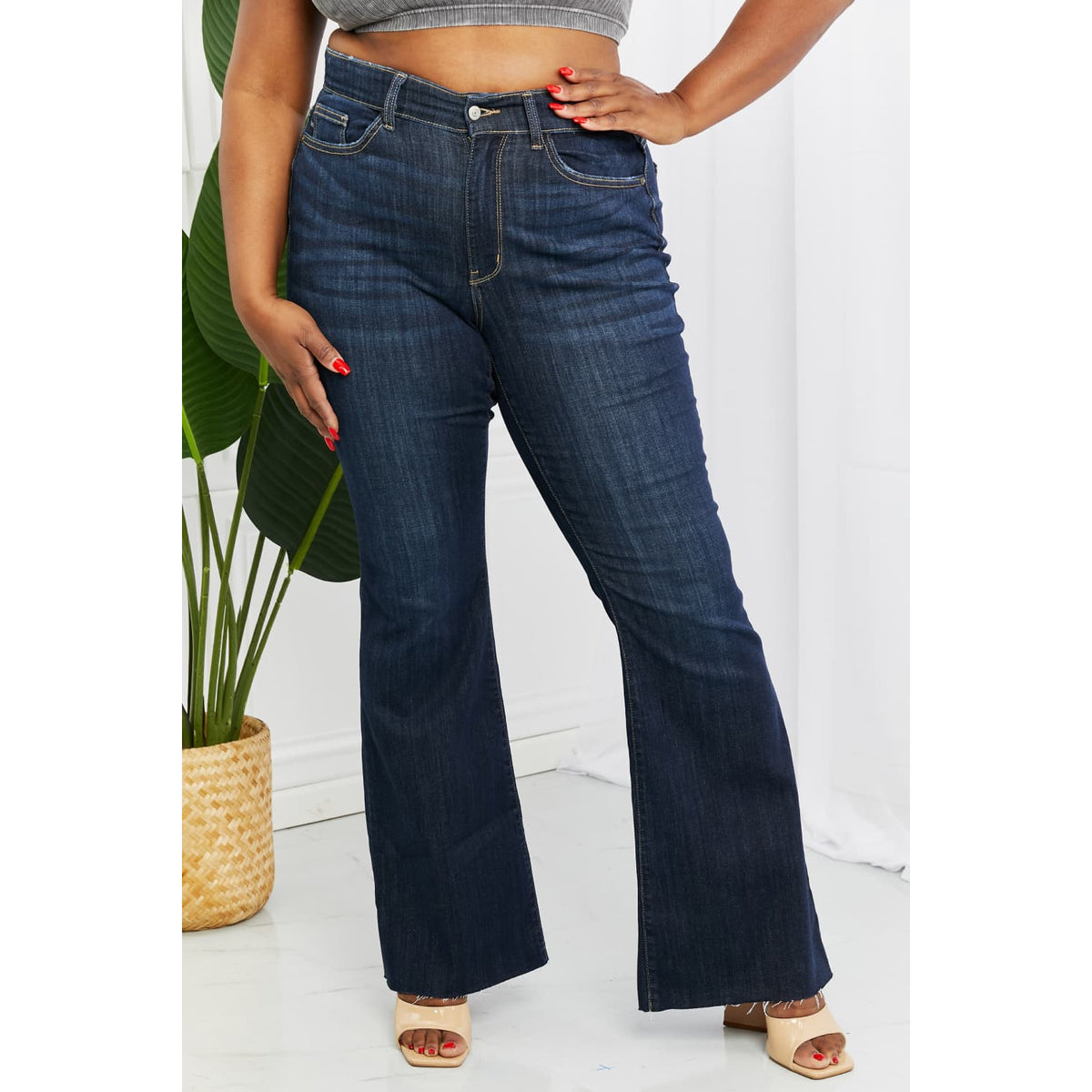 Judy Blue Tiffany Full Size Mid Rise Flare Jeans