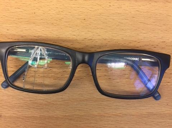 kaputte Brillengläser - Brille die repariert werden muss