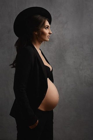 pregnant woman dressed in black