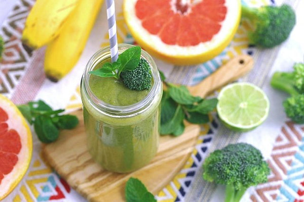 Citrus minted broccoli smoothie