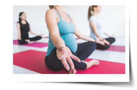 Pregnant Yoga - Stretch Mark Prevention band