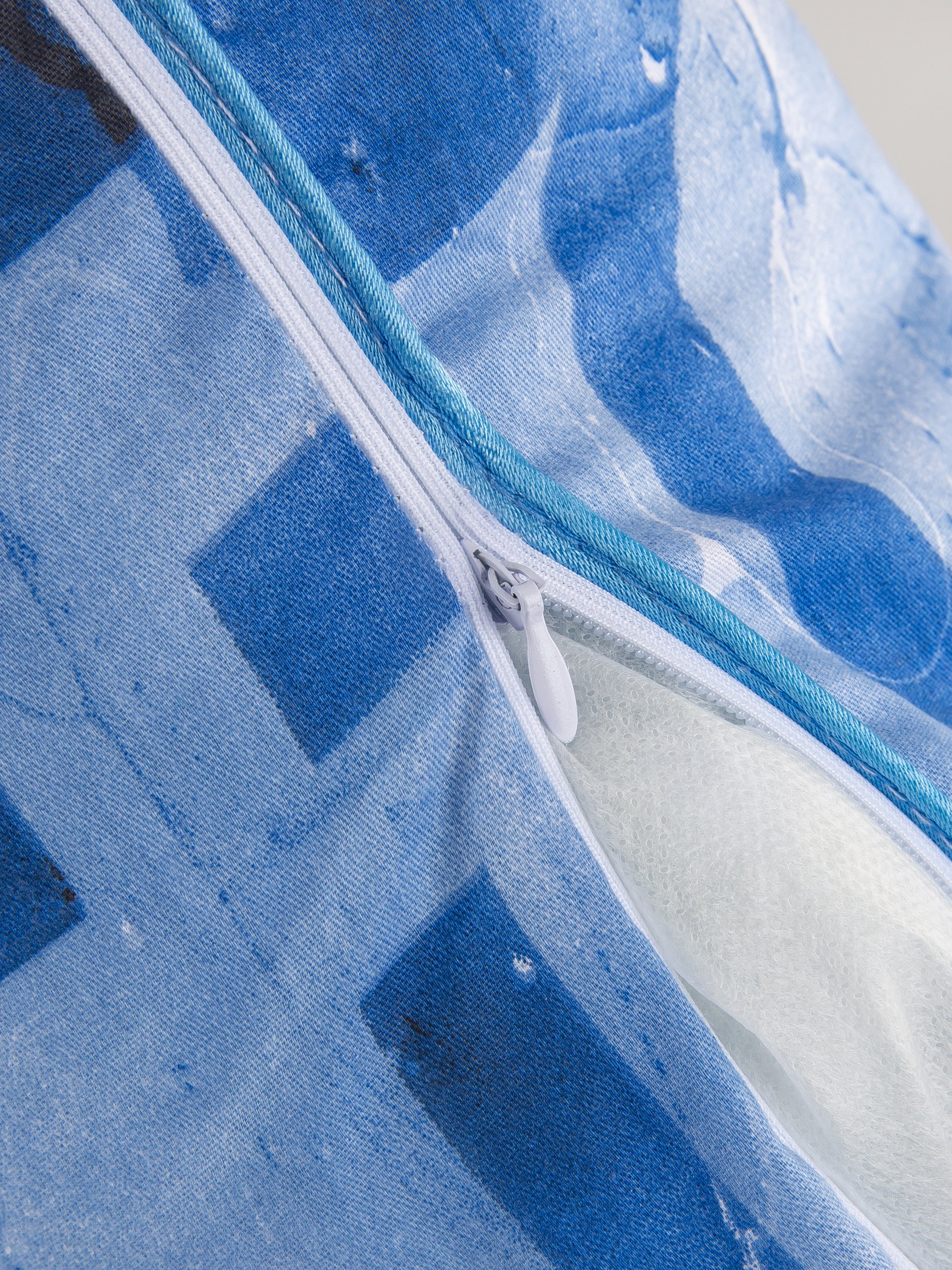 Invisible Zipper-834 Lake Blue - Sew Much Fabric
