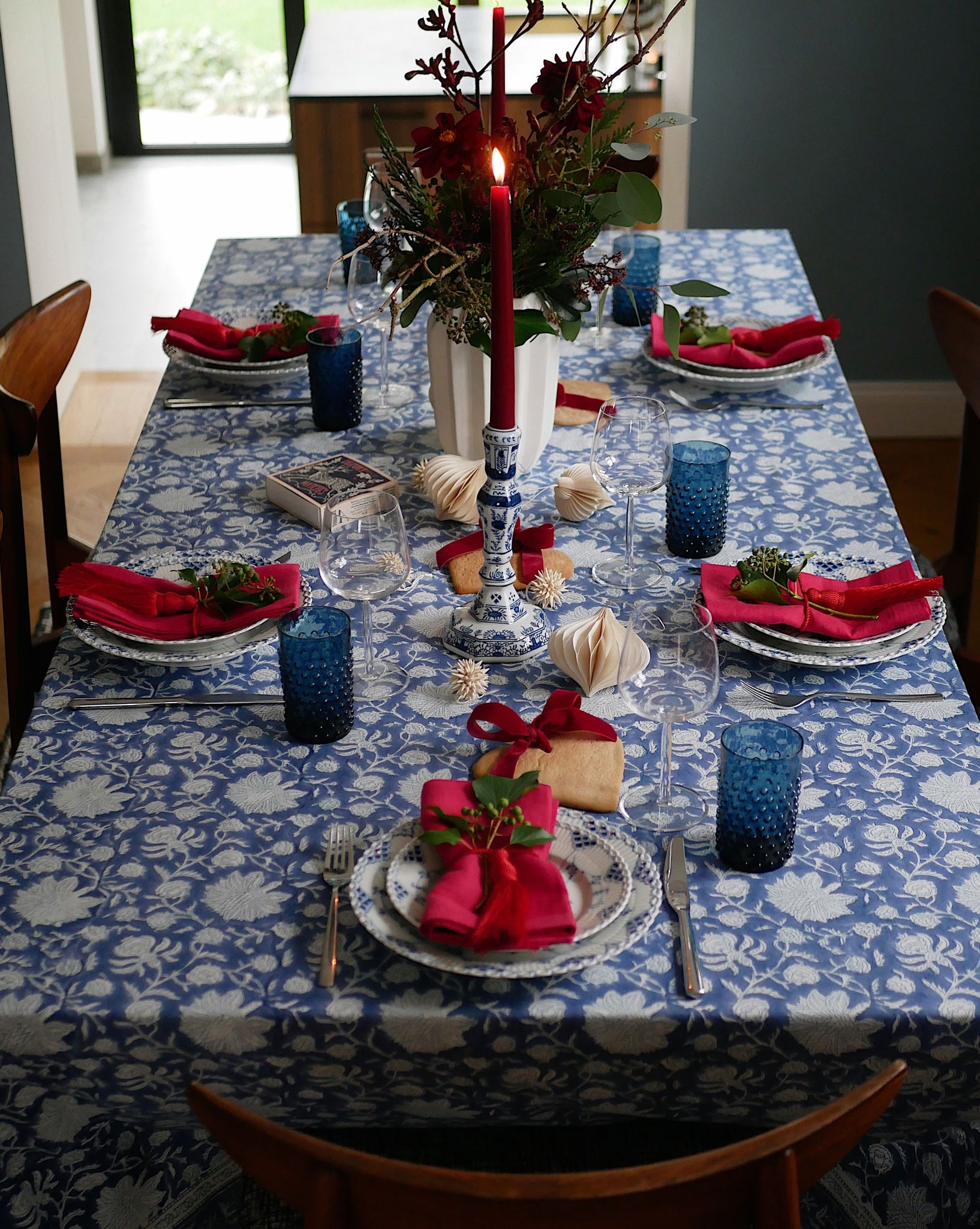 Weihnachsttafel Blau Blockprint