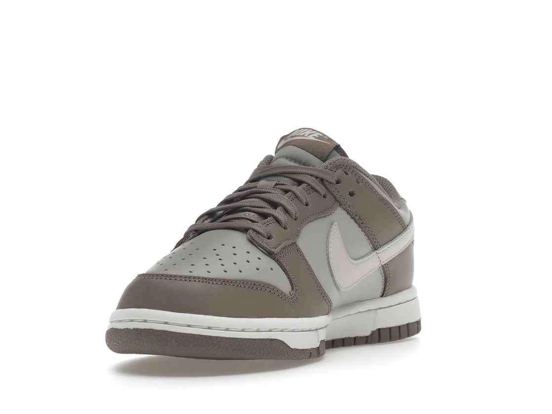 Nike Dunk Low Bone Beige