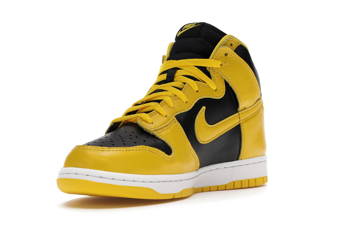 Nike Dunk High Varsity Maize