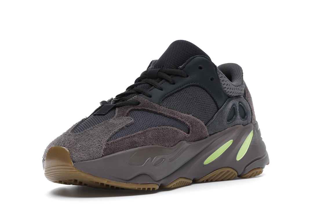 Adidas Yeezy 700 Mauve