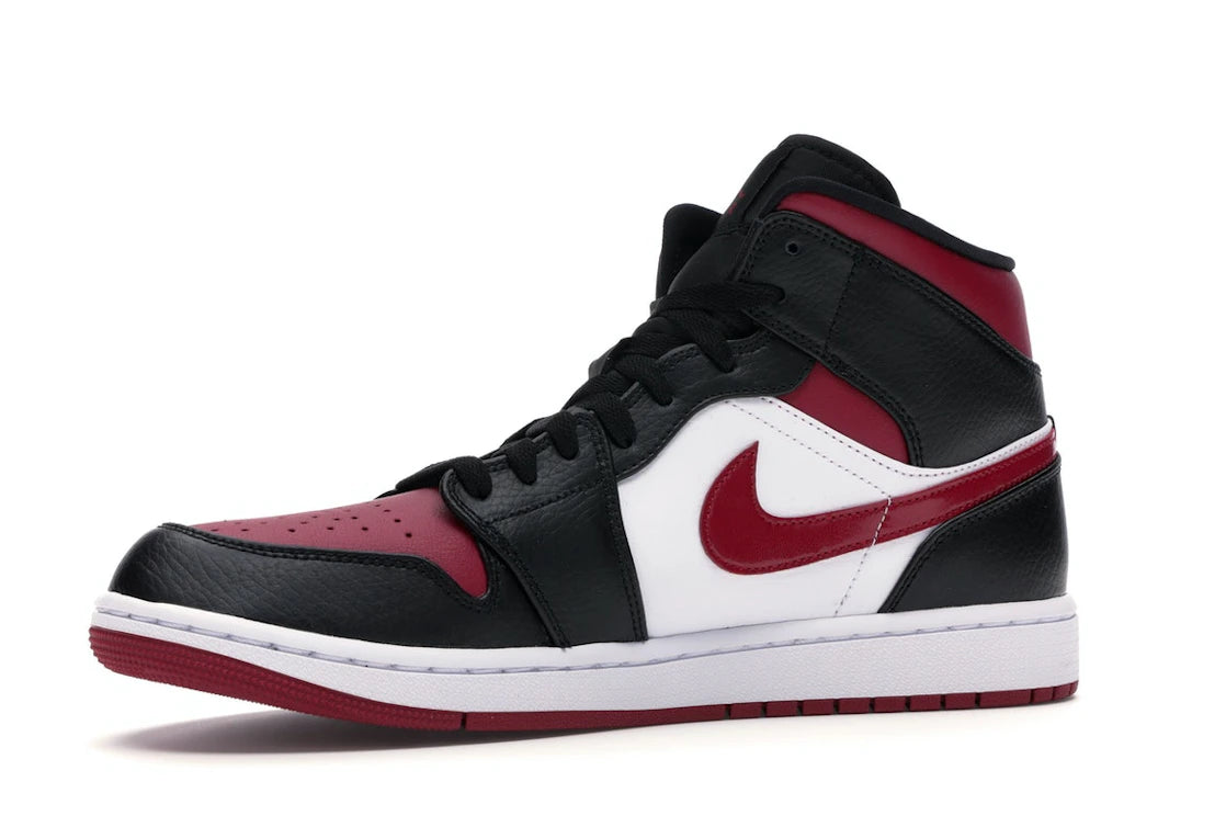 Air Jordan 1 Mid Bred Toe