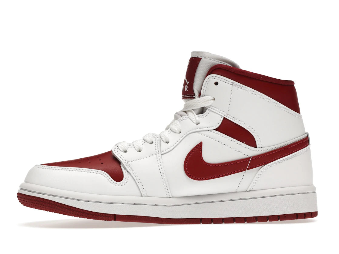 Air Jordan 1 Mid Reverse Chicago