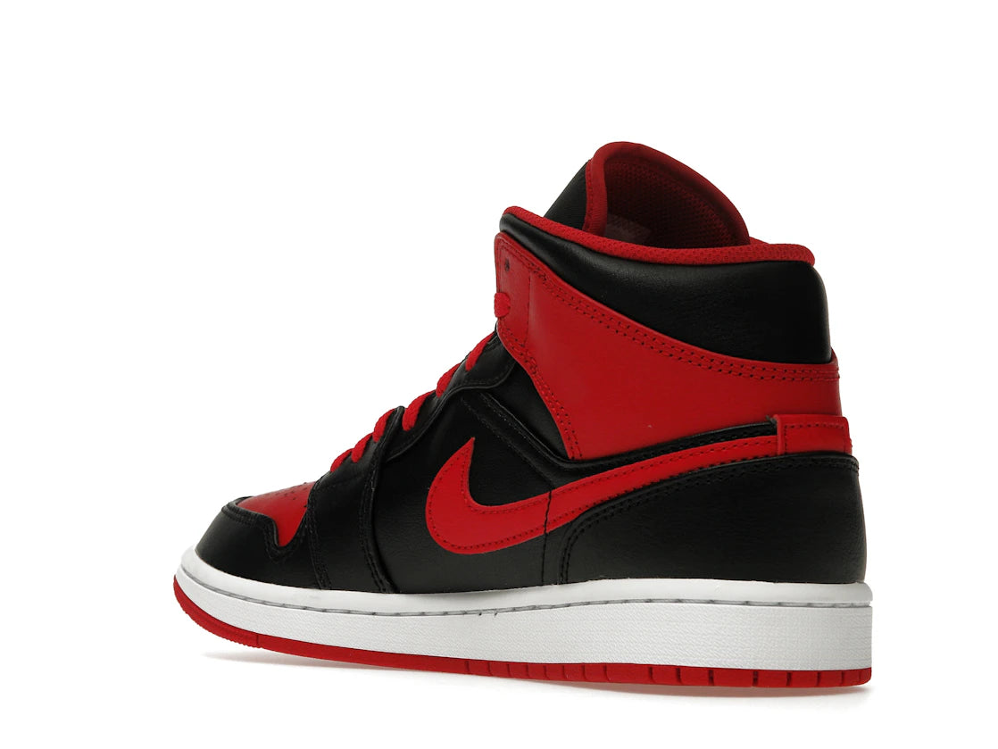 Air Jordan 1 Mid Alternate Bred (2022)