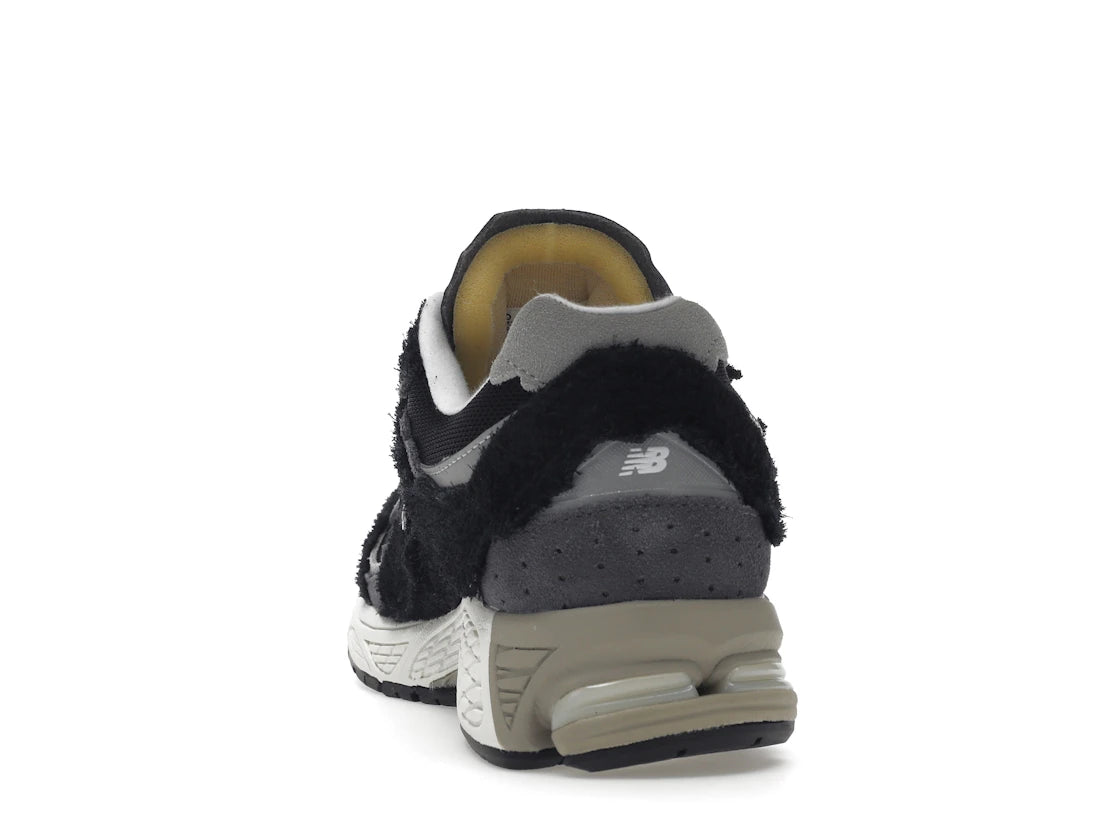 New Balance 2002R Protection Pack Black