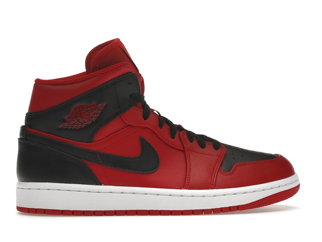 Air Jordan 1 Mid Reverse Bred