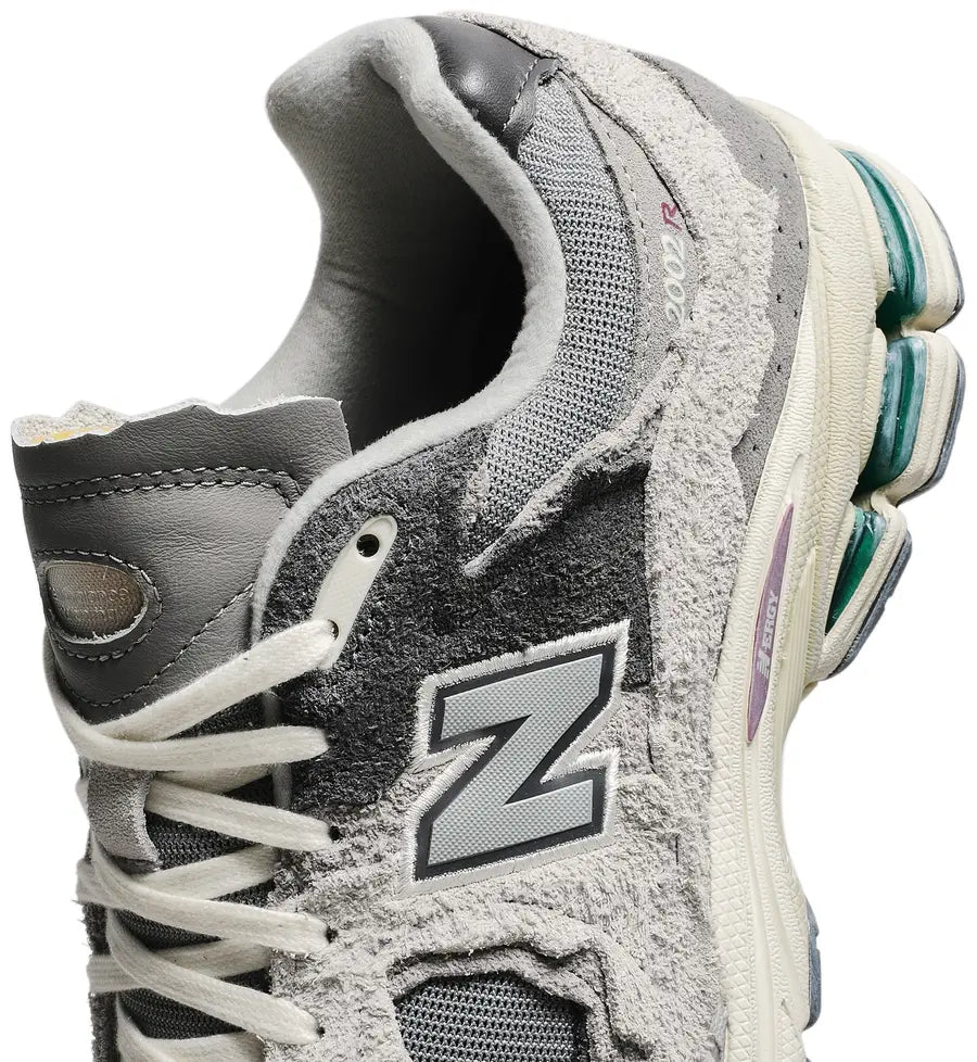 New Balance 2002R Protection Pack Rain Cloud