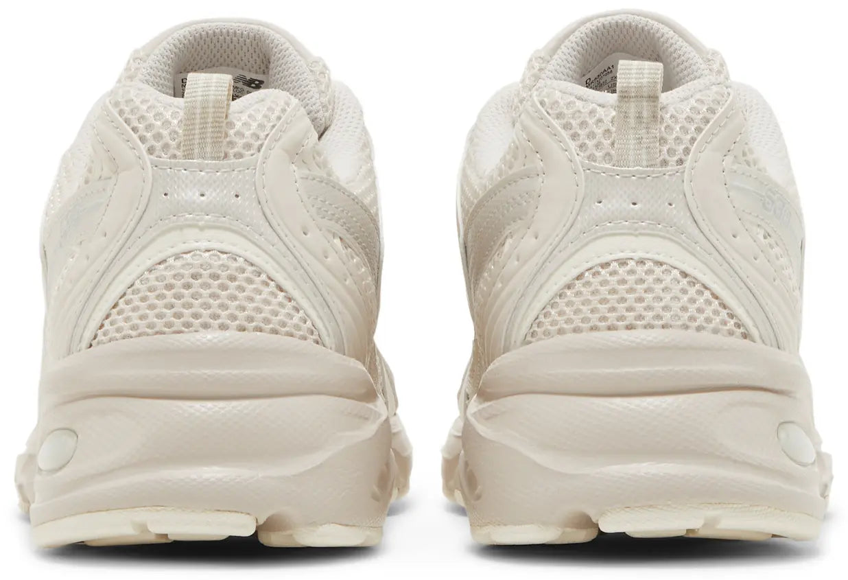 New Balance 530 Moonbeam