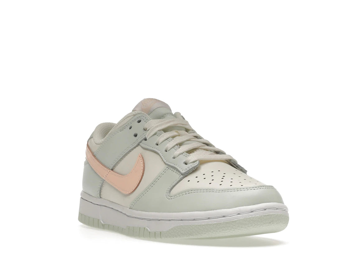 Nike Dunk Low Barely Green
