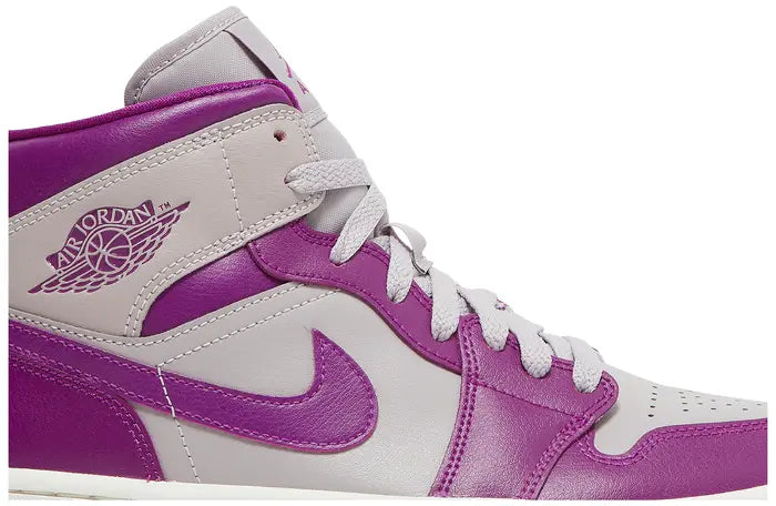 Air Jordan 1 Mid Magenta (2022)