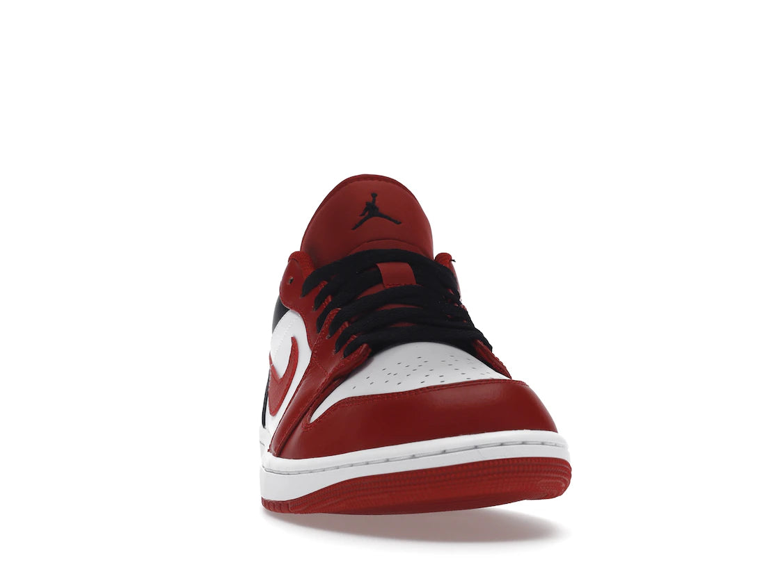 Air Jordan 1 Low Bulls