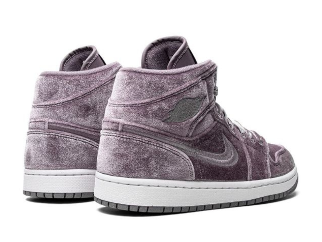 Air Jordan 1 Mid SE Purple Velvet
