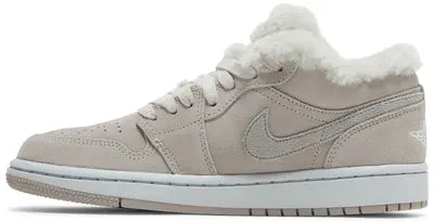 Air Jordan 1 Low SE Sherpa Fleece