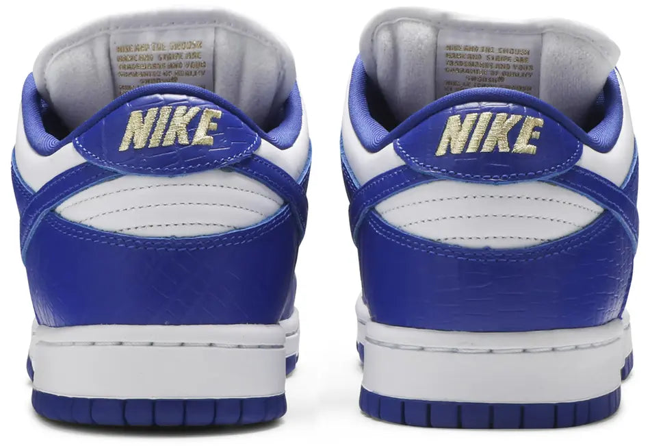 Nike SB Dunk Low Supreme Stars Hyper Royal (2021)