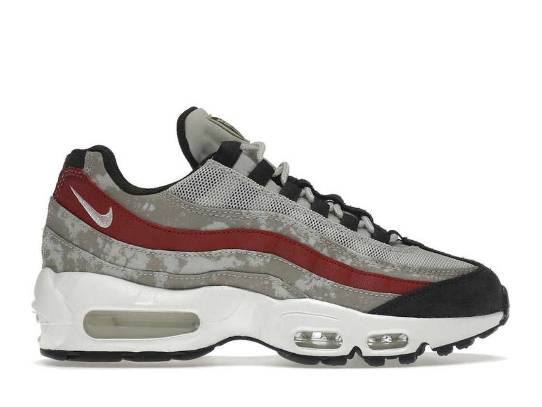 Nike Air Max 95 SE Social FC