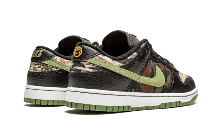 Dunk Low SE Black Multi-Camo (Crazy Camo)