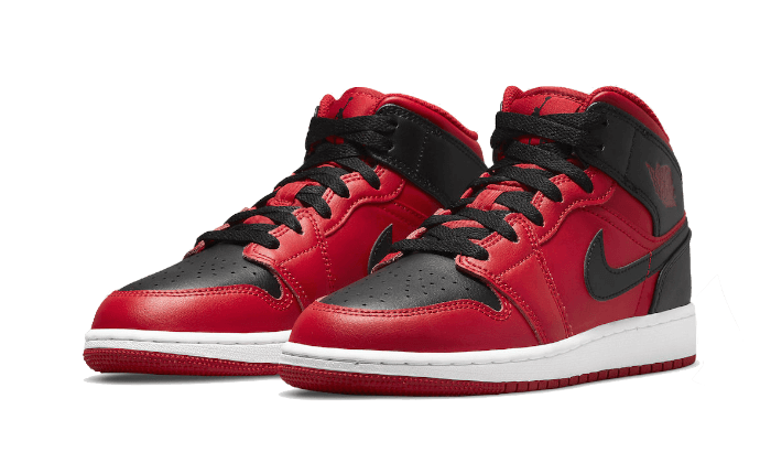 Air Jordan 1 Mid Reverse Bred