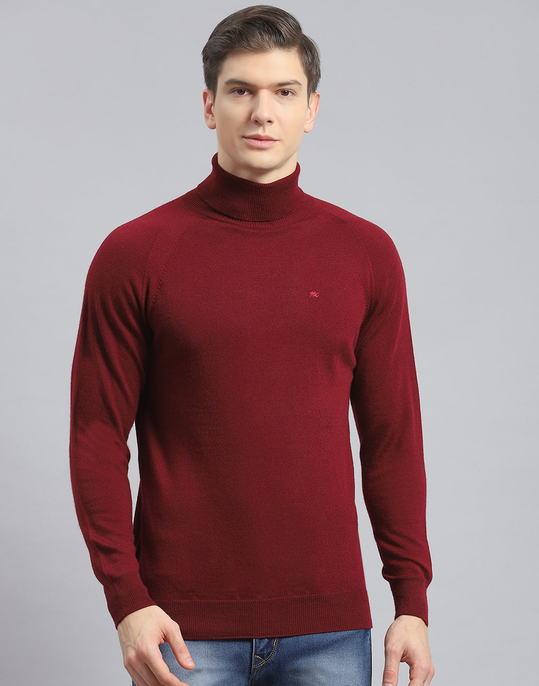 Full Sleeves V Shape Men Solid Round Neck Maroon T-Shirt at Rs 225 in Noida