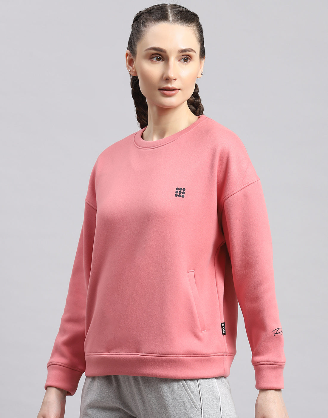 Buy Women Yellow Solid Round Neck Full Sleeve Sweatshirt Online in