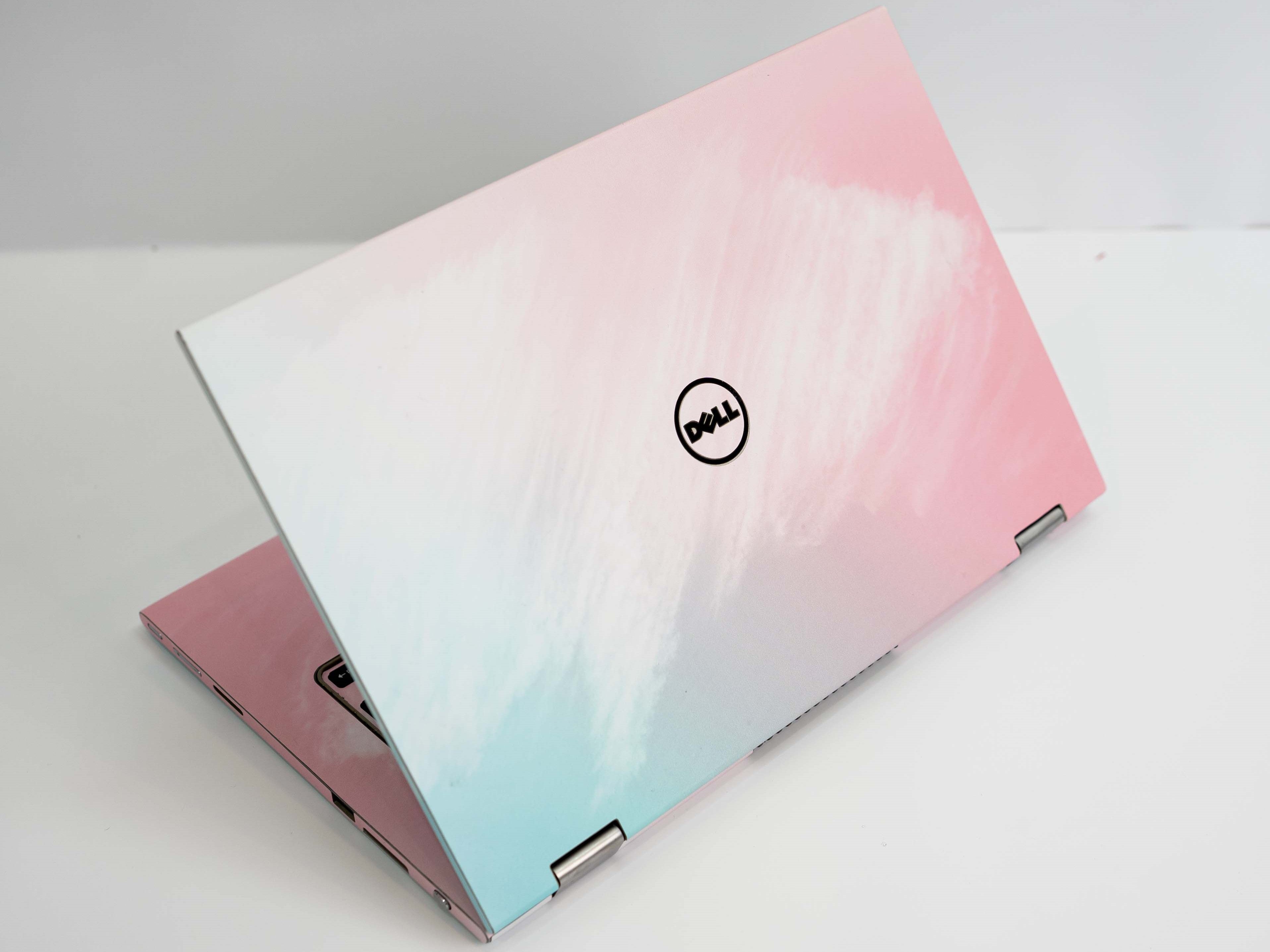 Skin trang trí laptop nữ màu hồng đẹp nhất
