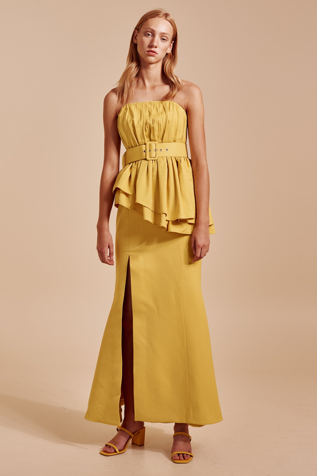 cmeo yellow dress