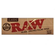  RAW - Classic 1 1/4 Rolling Papers 