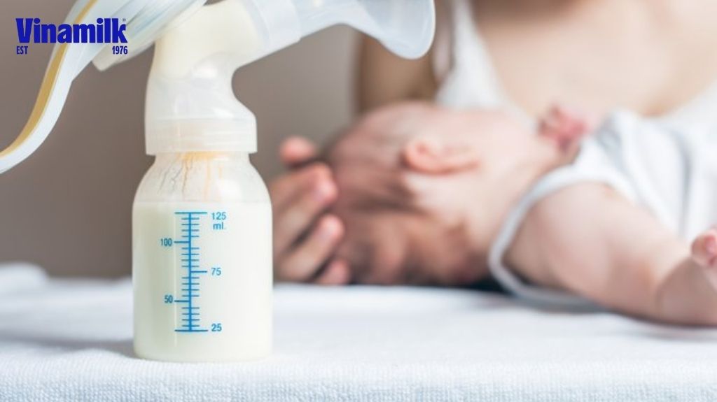 Chọn sữa công thức phù hợp cho bé
