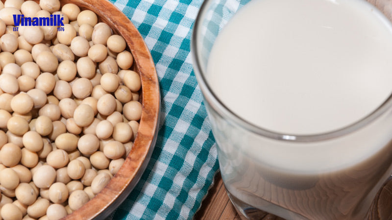 Uống sữa đậu nành hỗ trợ giảm cân