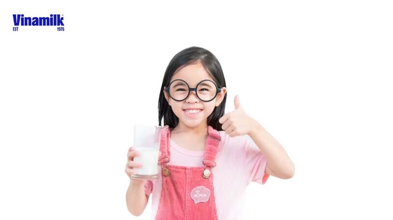 Sữa đậu đỏ giúp sáng mắt và bảo vệ mắt khỏi các tác động từ môi trường