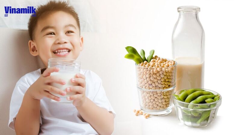 Trẻ em được khuyến khích nên bổ sung sữa đậu nành