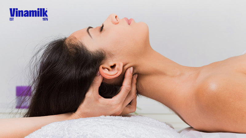Massage tai và cổ giúp giảm huyết áp