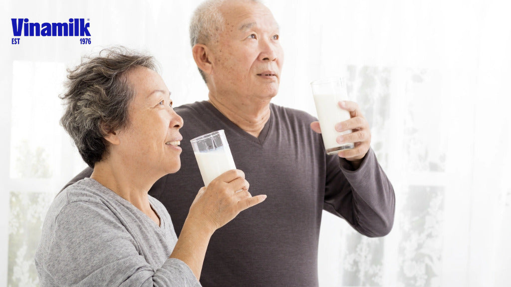 Sữa giúp người lớn tuổi giảm căng thẳng&nbsp;